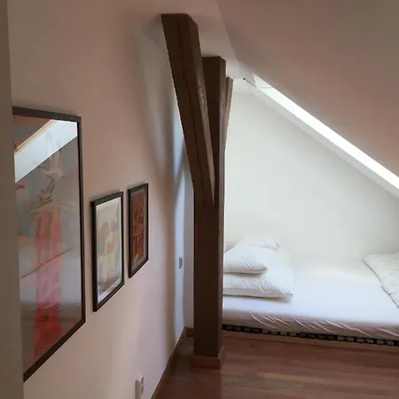 Loft With A View شقة *